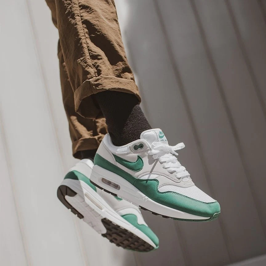 Nike Air Max 1 Anniversary Green outfit