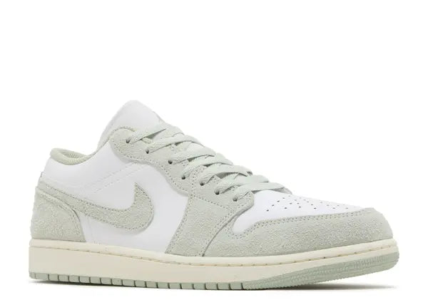 Jordan 1 Low SE Seafoam Front