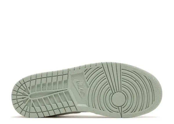 Jordan 1 Low SE Seafoam Bottom