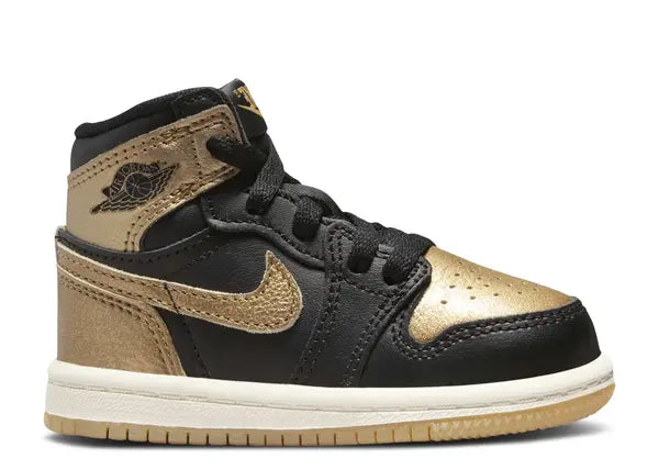 Jordan 1 Retro High OG Black Metallic Gold (TD) Side