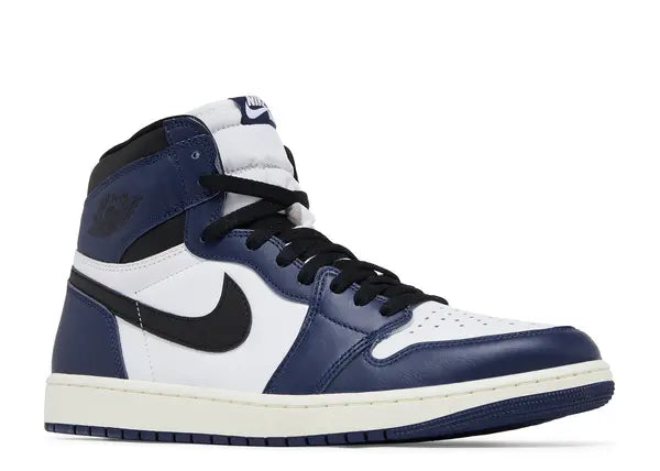 Jordan 1 Retro High OG Midnight Navy Front