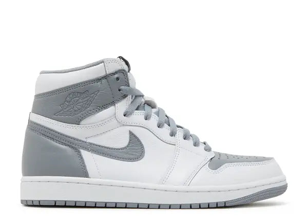 Jordan 1 Retro High OG Stealth Side