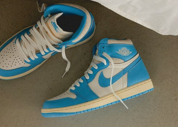 Jordan 1 Retro High OG UNC Reimagined Outfit