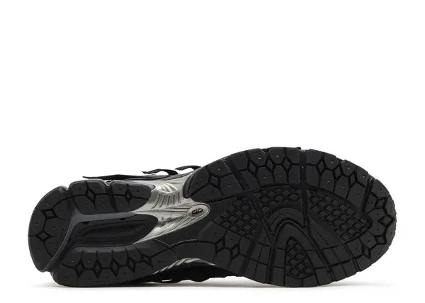 New Balance 1906A Black Bottom