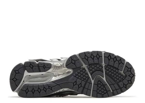 New Balance 1906A Concrete Silver Metallic Bottom