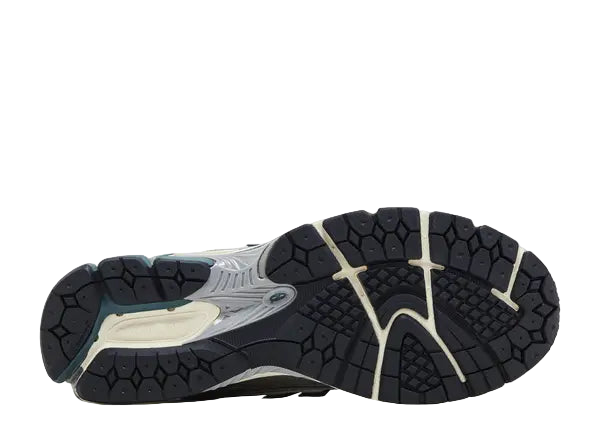 New Balance 1906R Granite Metallic Pink Bottom