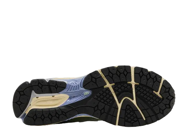 New Balance 1906R Ice Blue Melon Water Bottom