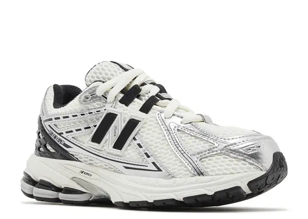 New Balance 1906R Silver Metallic Black (GS) Front