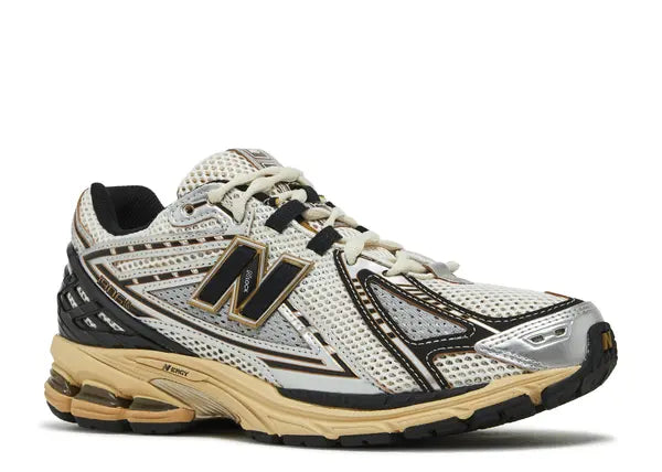 New Balance 1906R Vintage Metallic Silver Front