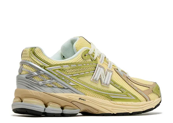 New Balance 1906R Yellow Parchment Back