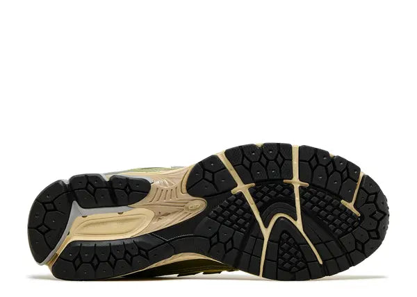 New Balance 1906R Yellow Parchment Bottom