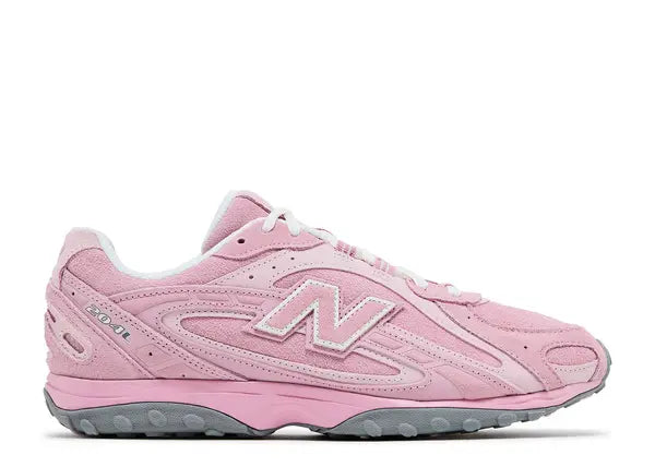 New Balance 204L Pastel Pink Side