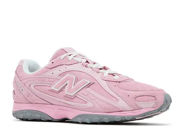 New Balance 204L Pastel Pink Front