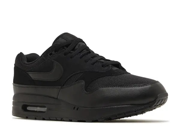 Nike Air Max 1 Essential Triple Black Front