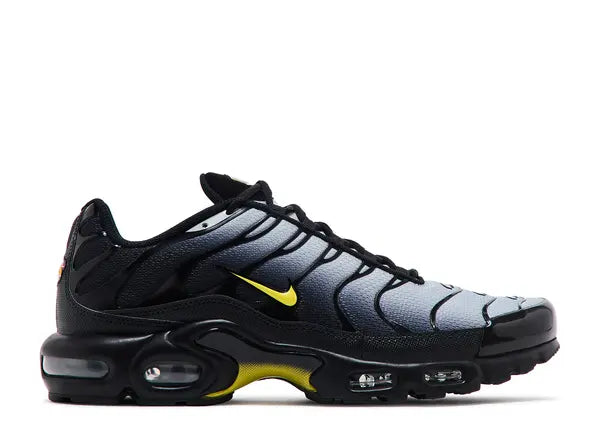 Nike Air Max Plus Black Opti Yellow Side