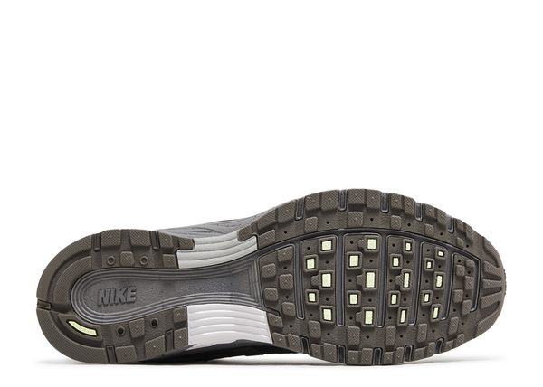 Nike P-6000 Cave Stone Medium Ash Flat Pewter Metallic Silver Bottom