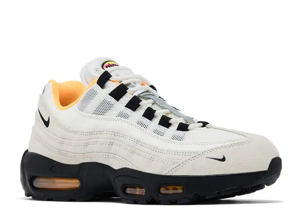 Nike SB Air Max 95 World Cup Pack Sail Front
