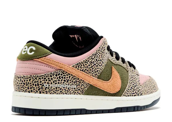 Nike SB Dunk Low Arts-Rec Back