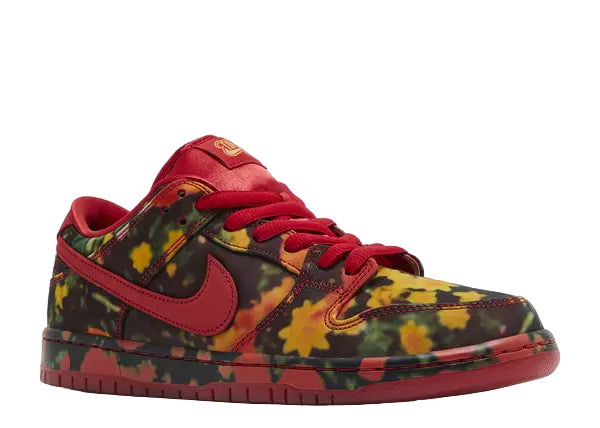 Nike SB Dunk Low The Wizard of Oz Poppy Field Front