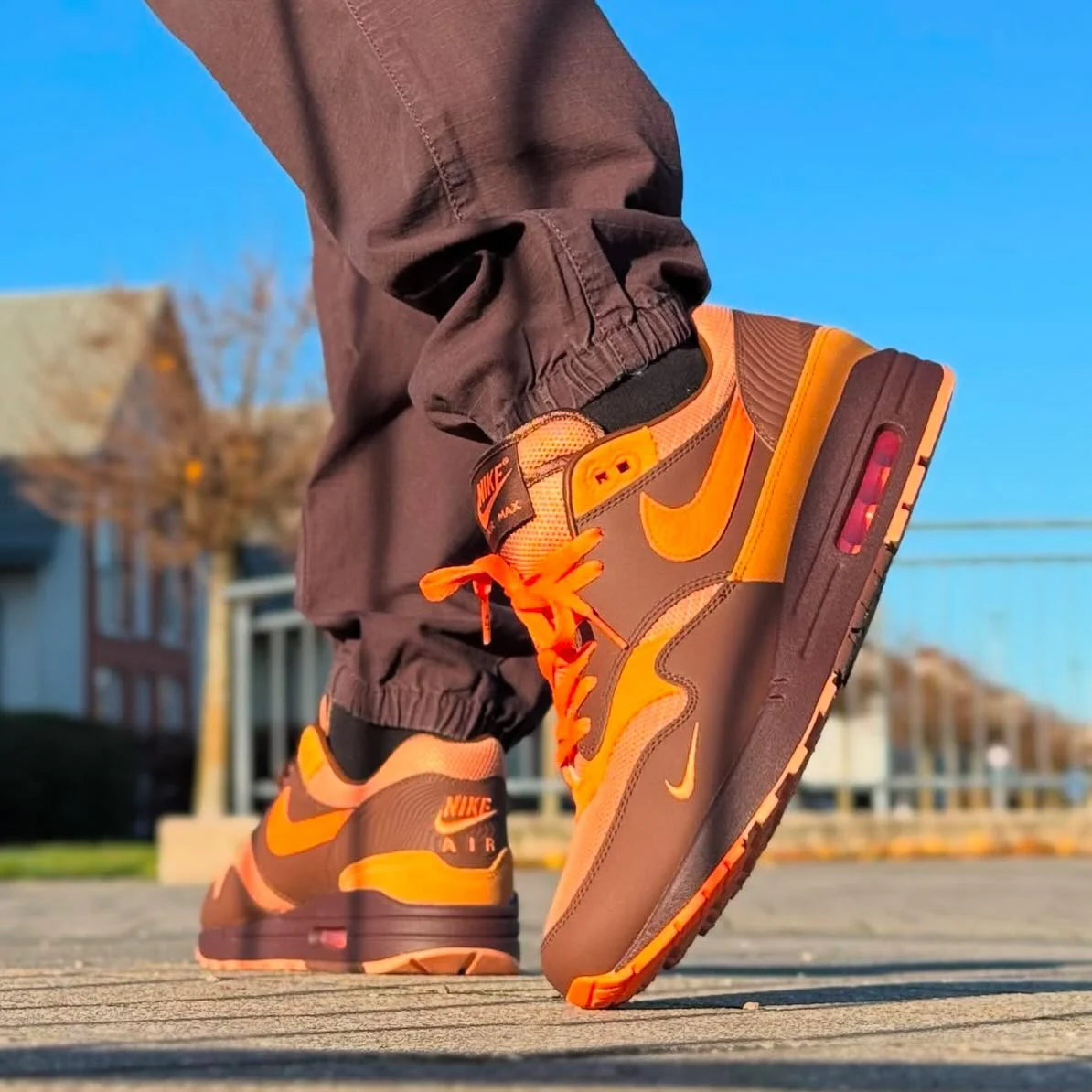 Nike Air Max 1 King's Day outfit
