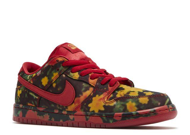 Nike SB Dunk Low The Wizard of Oz Poppy Field Front
