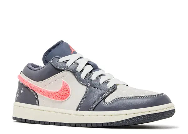 Jordan 1 Low Light Graphite Hot Punch Front