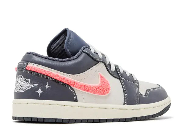 Jordan 1 Low Light Graphite Hot Punch Back