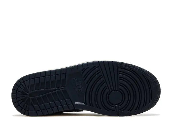 Jordan 1 Low SE Obsidian Suede Bottom