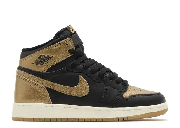 Jordan 1 Retro High OG Black Metallic Gold (GS) Side