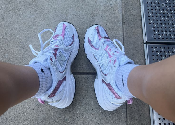 New Balance 530 White Pink Sugar Outfit