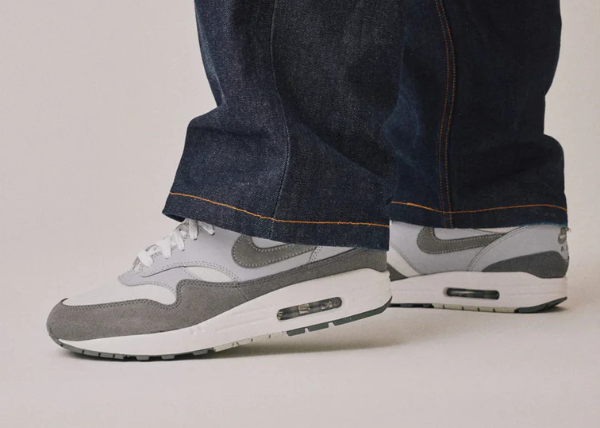 Nike Air Max 1 '87 Photon Dust Wolf Grey Outfit