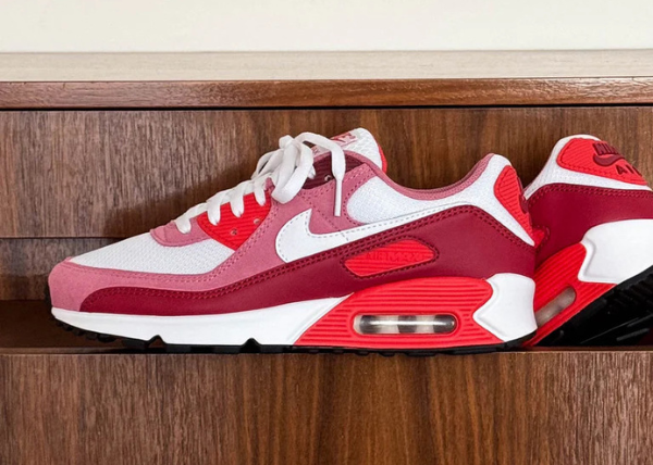 Nike Air Max 90 Peony Light Crimson Outfit 1
