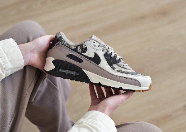 Nike Air Max 90 SE Tan Snakeskin Outfit