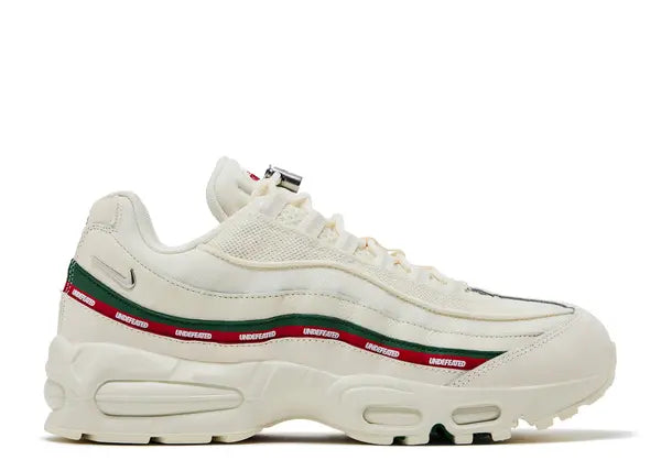 Nike Air Max 95 SP Undefeated Sail Side