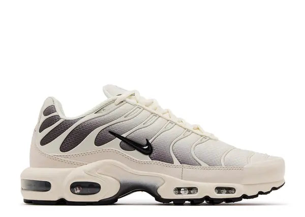 Nike Air Max Plus Light Orewood Brown Cave Stone Side