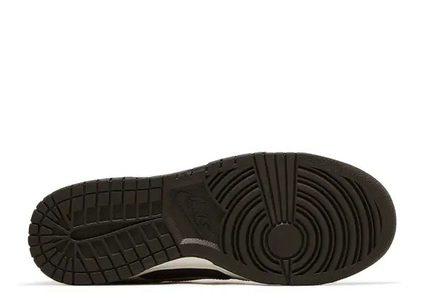 Nike Dunk Low Ironstone Sesame Bottom
