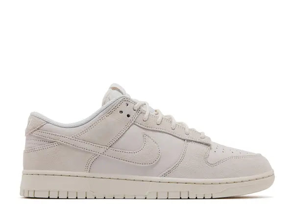 Nike Dunk Low Retro SE Phantom Side