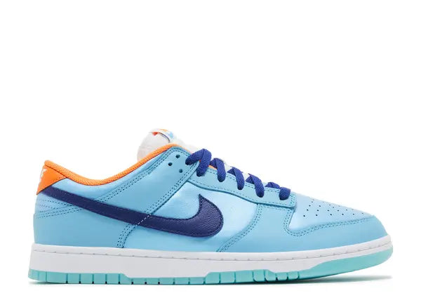 Nike Dunk Low SE Baltic Blue Total Orange Side