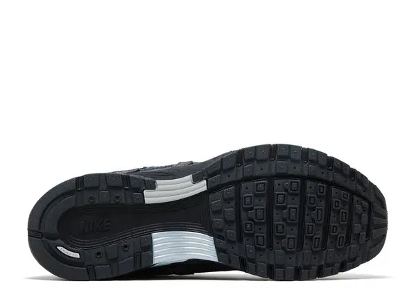 Nike P-6000 Anthracite Metallic Silver Bottom