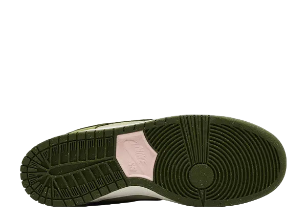 Nike SB Dunk Low Yuto Horigome Matcha Bottom