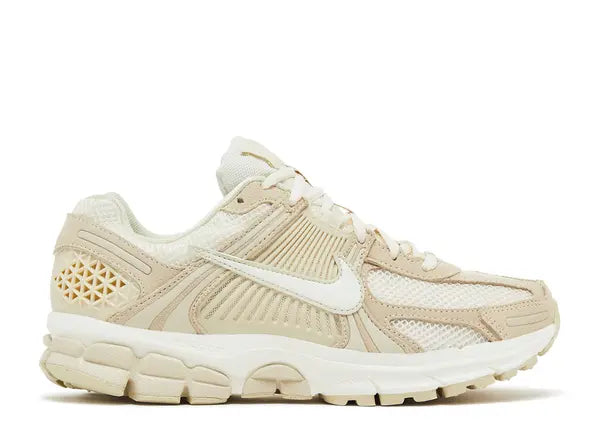 Nike Zoom Vomero 5 Beach Light Khaki Side