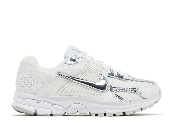 Nike Zoom Vomero 5 Chrome Toe Side
