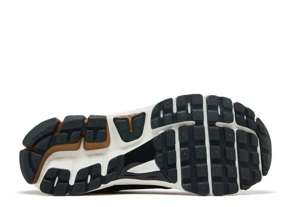 Nike Zoom Vomero 5 Light British Tan Khaki Bottom