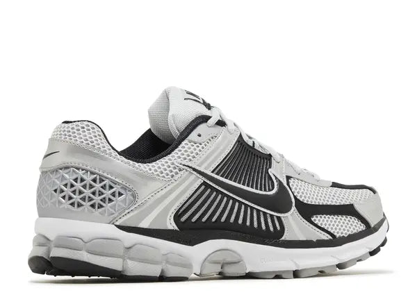 Nike Zoom Vomero 5 Metallic Silver Black Back