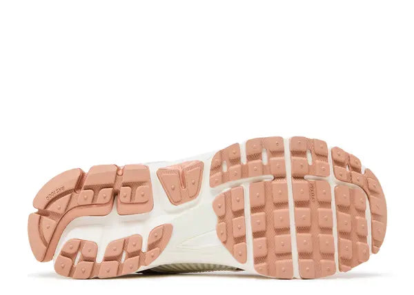 Nike Zoom Vomero 5 Rose Gold Bottom