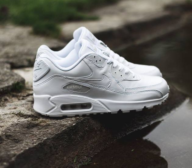 Nike Air Max 90 Leather Triple White Outfit