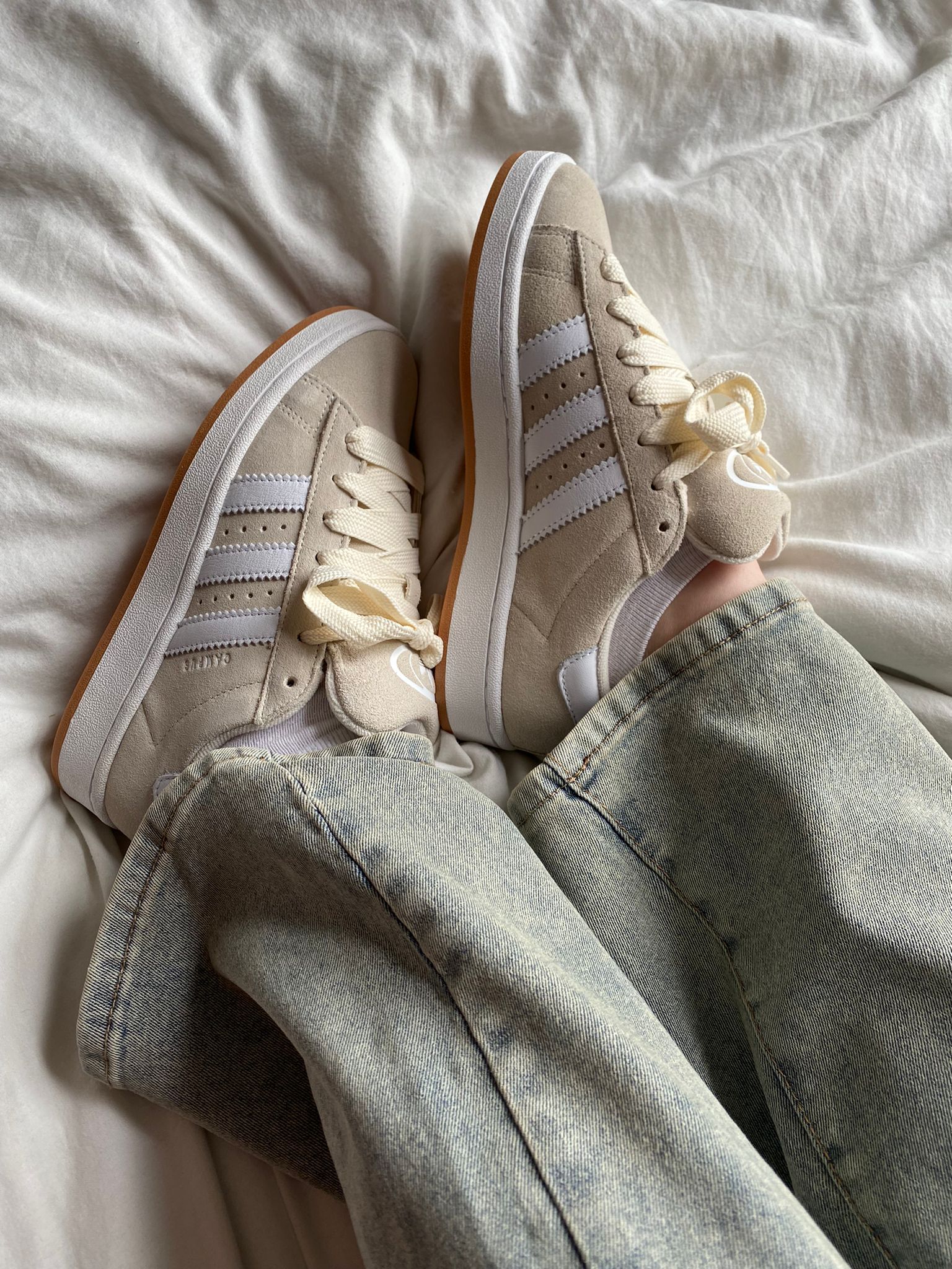 Adidas Campus 00s Wonder White Gum Outfit